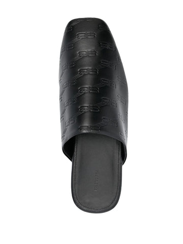Debossed-logo leather mules