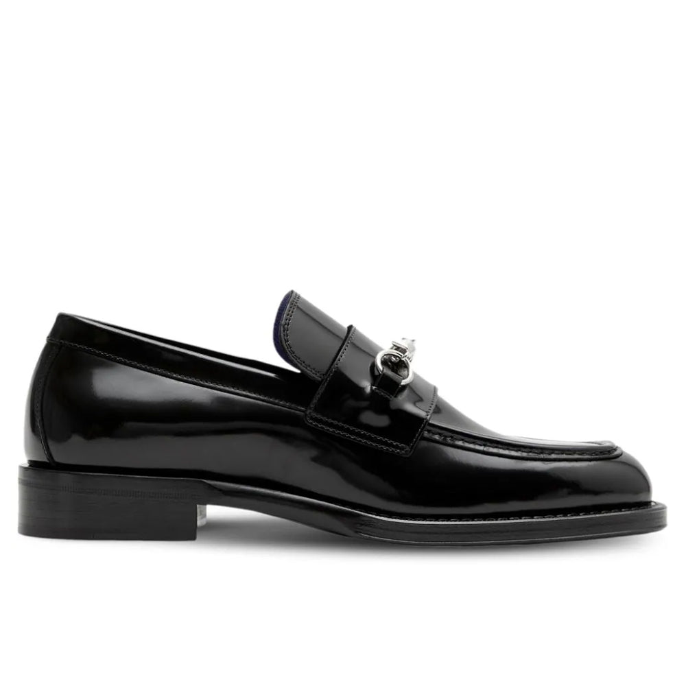 Barbed-wire leather loafers