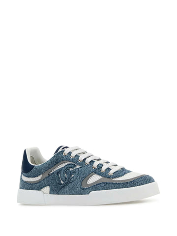 logo patch trainers