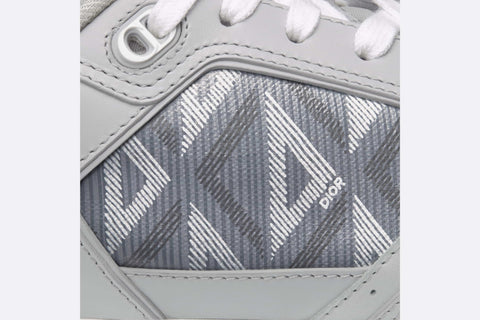 B27 Low-Top Sneaker