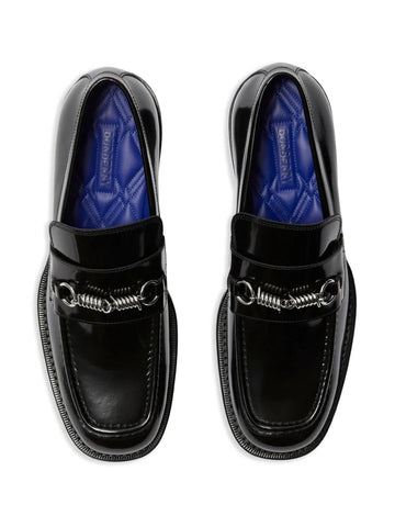 Barbed-wire leather loafers