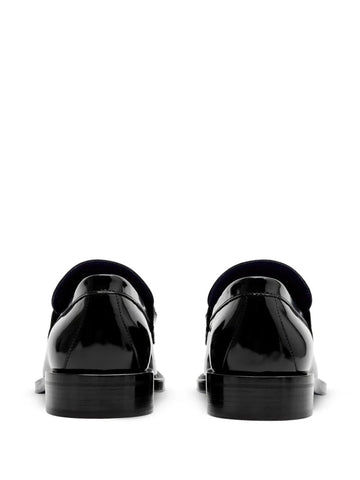 Barbed-wire leather loafers