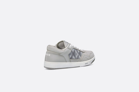 B27 Low-Top Sneaker