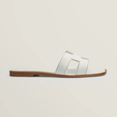 Oran sandal